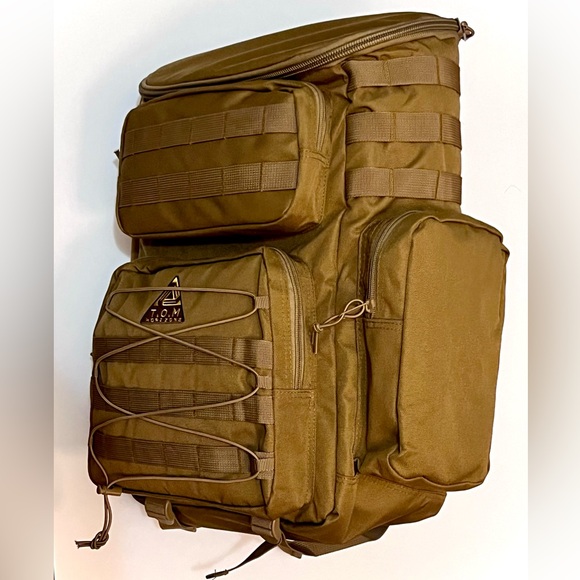 Tactical Cooler Backpack *NEW - Picture 1 of 13